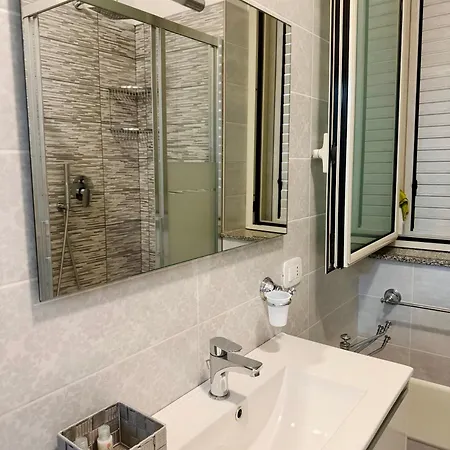 Apartment Affacciati Sulle Eolie Sul Lungomare Marina
