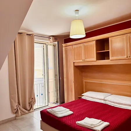 Affacciati Sulle Eolie Sul Lungomare Marina