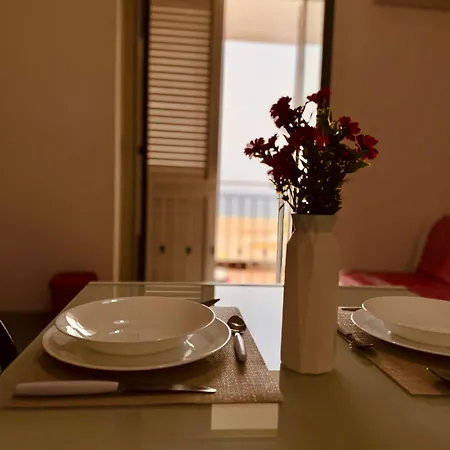 Affacciati Sulle Eolie Sul Lungomare Marina Apartamento *