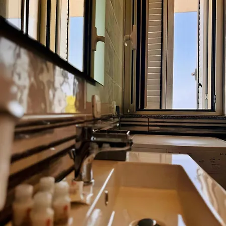 Affacciati Sulle Eolie Sul Lungomare Marina Apartamento *