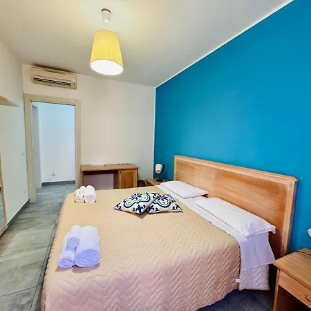 Affacciati Sulle Eolie Sul Lungomare Marina Apartamento